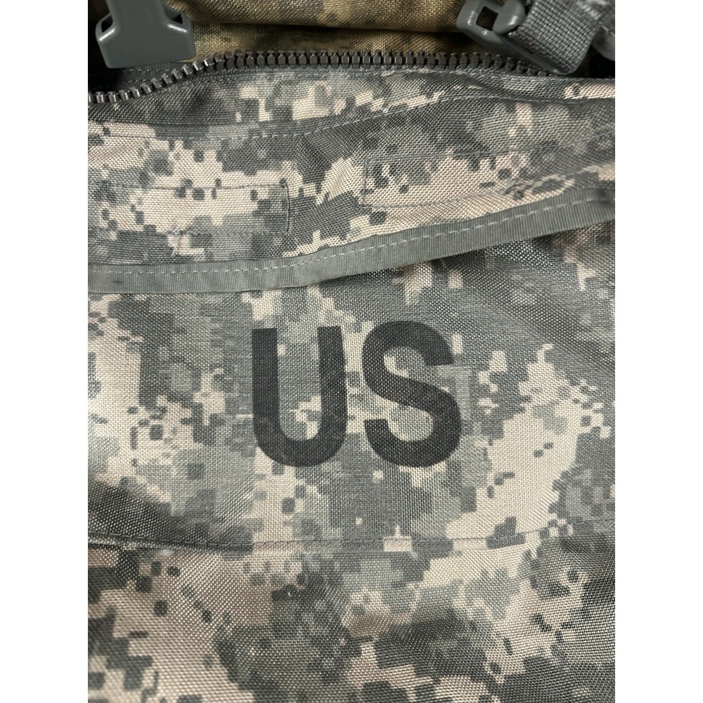USGI MOLLE II Assault Pack ACU NSN 8465-01-524-5250 Backpack W/Hydration System - Picture 3 of 9